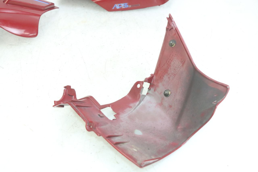 photo de FRONT FENDER PEUGEOT SV 125 (1991 - 1994)