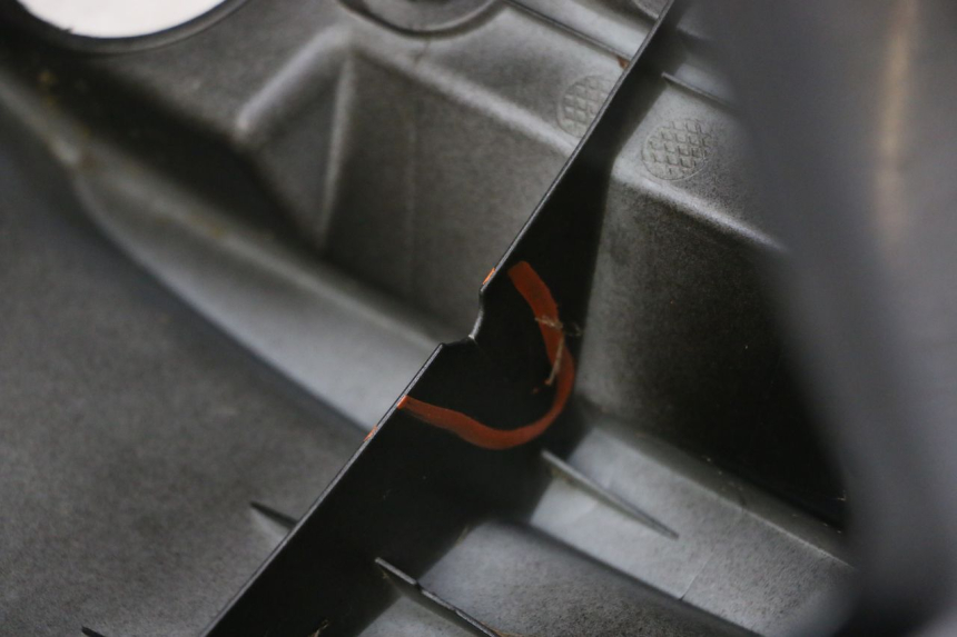 photo de FRONT FENDER PEUGEOT TWEET 4T 50 (2023 - 2025)
