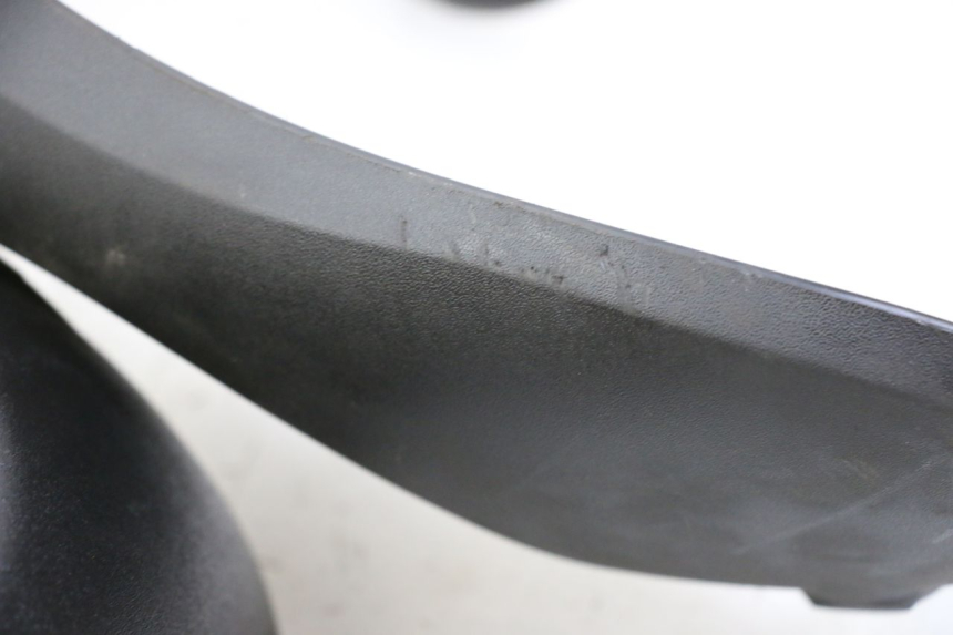 photo de FRONT FENDER PIAGGIO MP3 500 (2014 - 2016)