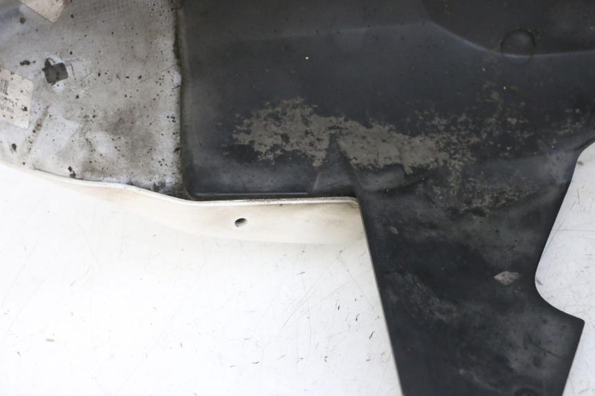 photo de FRONT FENDER BMW R RT ABS 1200 (2010 - 2014) - Zoom on usage condition