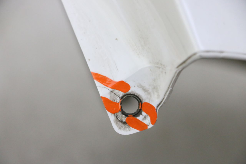 photo de FRONT FENDER PEUGEOT SATELIS 125 (2010 - 2012)