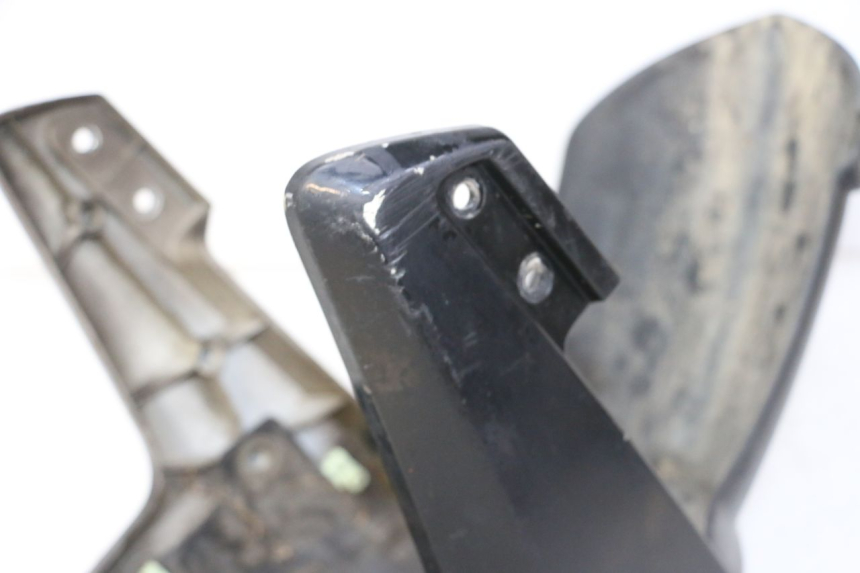 photo de FRONT FENDER PEUGEOT STREETZONE I 2T 50 (2018 - 2020)