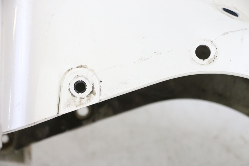 photo de FRONT FENDER SUZUKI BURGMAN 125 (2007 - 2014)