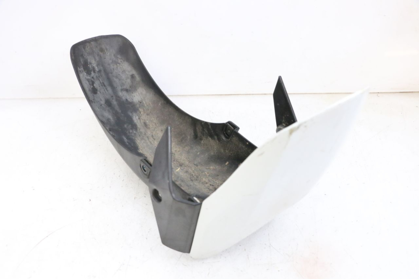 photo de FRONT FENDER YAMAHA X-MAX XMAX 125 (2010 - 2013) - Technical close-up