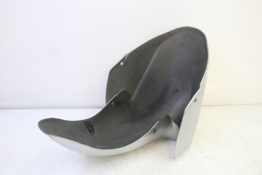 photo de FRONT FENDER YAMAHA YP MAJESTY 125 (2002 - 2006) - Distinctive features