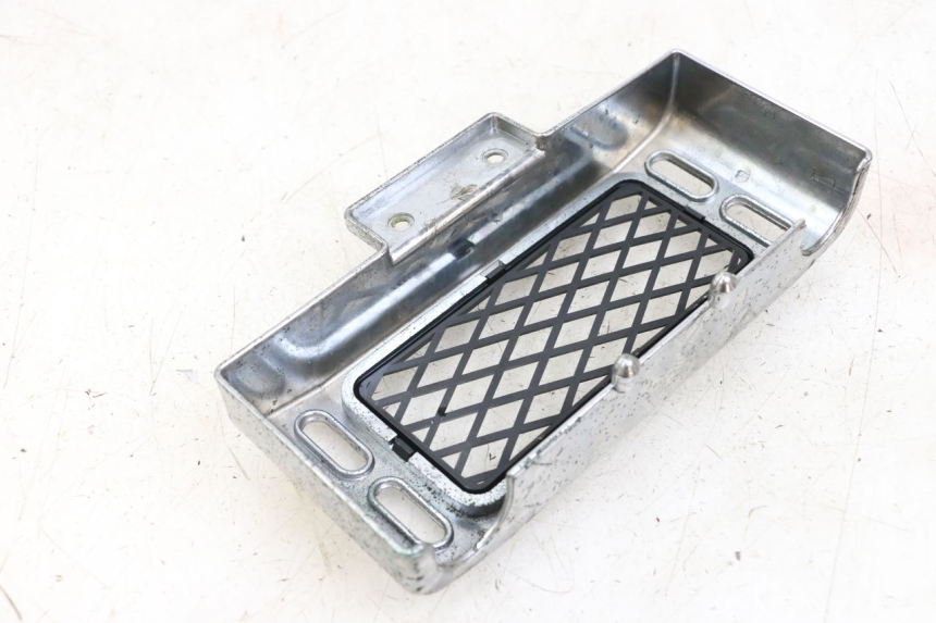 photo de Radiator grille HYOSUNG GV AQUILA 125 (2000 - 2004)