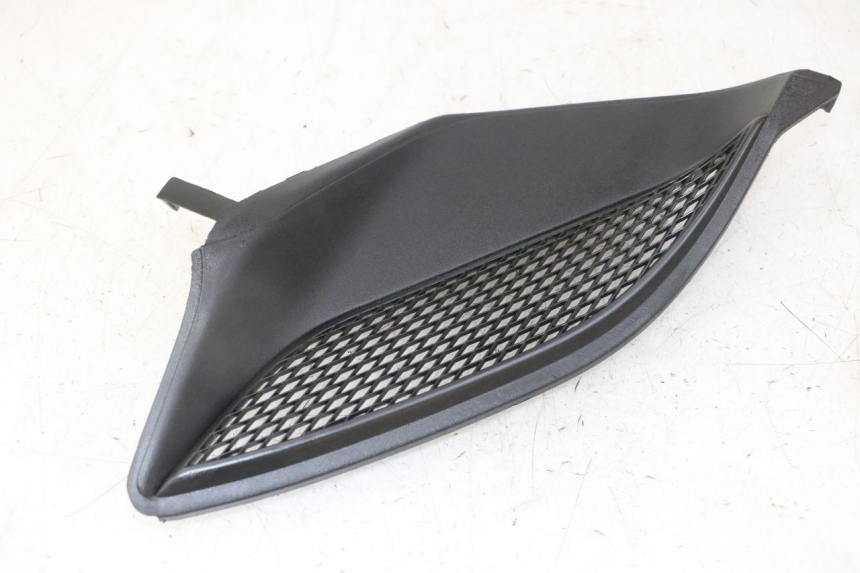 photo de RIGHT RADIATOR COVER PIAGGIO NRG POWER PUREJET 50 (2018 - 2021)