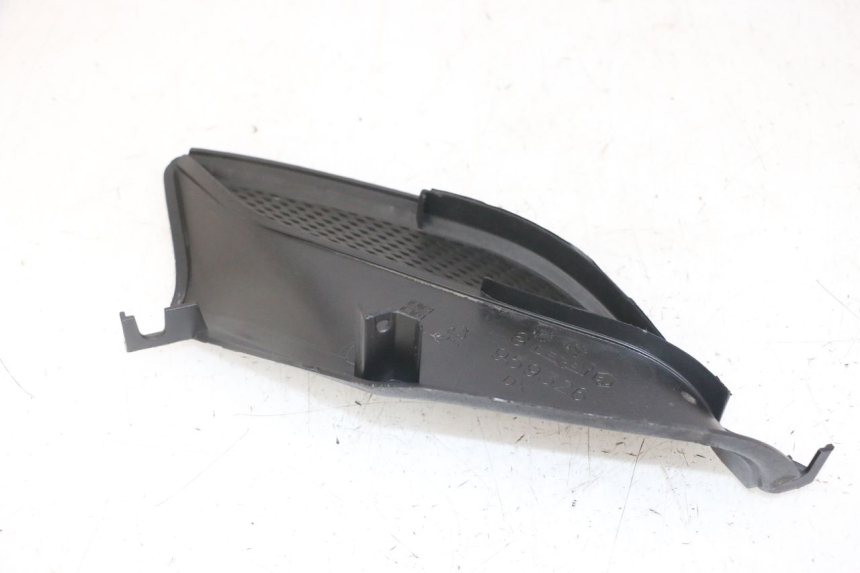 photo de RIGHT RADIATOR COVER PIAGGIO NRG POWER PUREJET 50 (2018 - 2021)