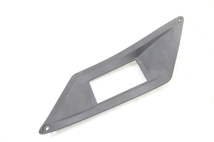 photo de RIGHT RADIATOR COVER GILERA RUNNER SP 50 (2006 - 2008)