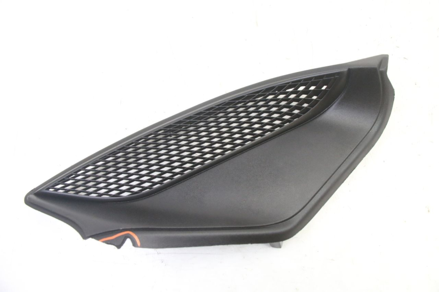 photo de LEFT RADIATOR COVER PIAGGIO NRG POWER PUREJET 50 (2018 - 2021)