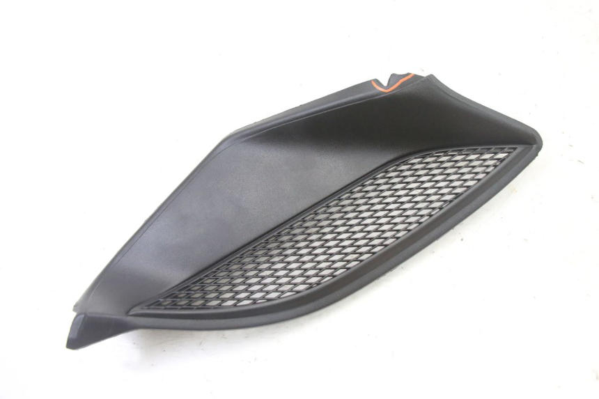 photo de LEFT RADIATOR COVER PIAGGIO NRG POWER PUREJET 50 (2018 - 2021)
