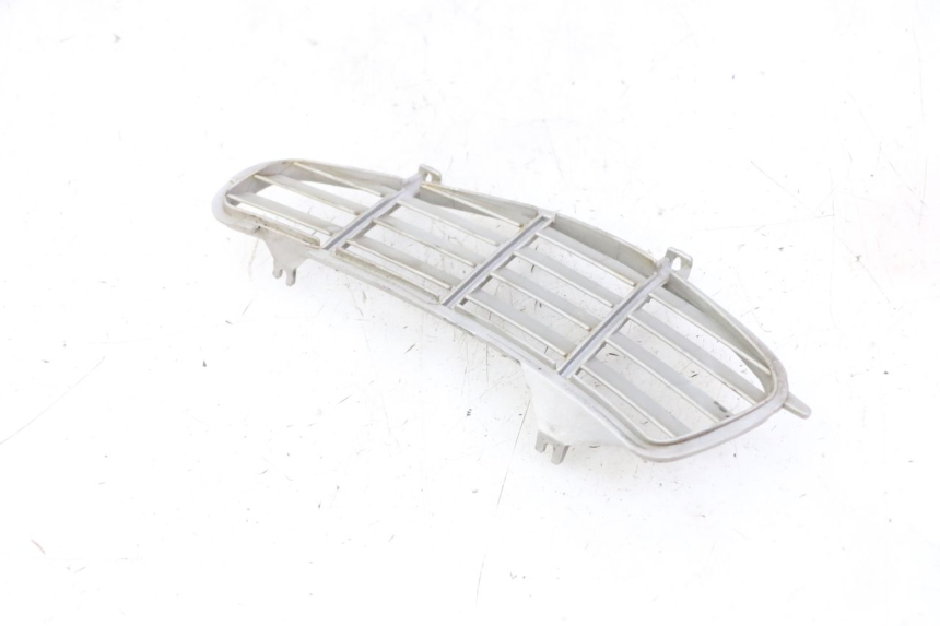 photo de LEFT RADIATOR COVER PIAGGIO VESPA GRANTURISMO 200 (2004 - 2005)