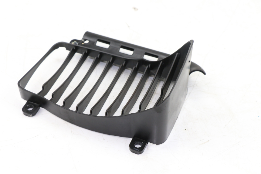 photo de LEFT RADIATOR COVER PIAGGIO VESPA GRANTURISMO 125 (2003 - 2007)
