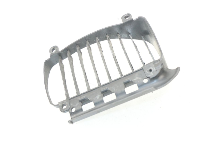 photo de LEFT RADIATOR COVER PIAGGIO VESPA GTS SUPER IE 125 (2009 - 2016)