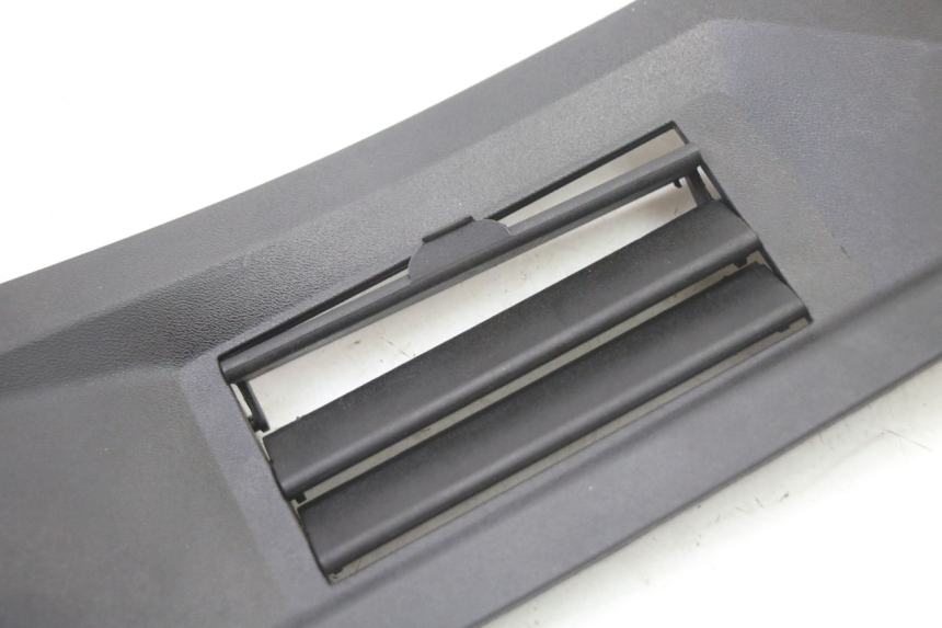 photo de LEFT RADIATOR COVER GILERA RUNNER SP 50 (2006 - 2008)