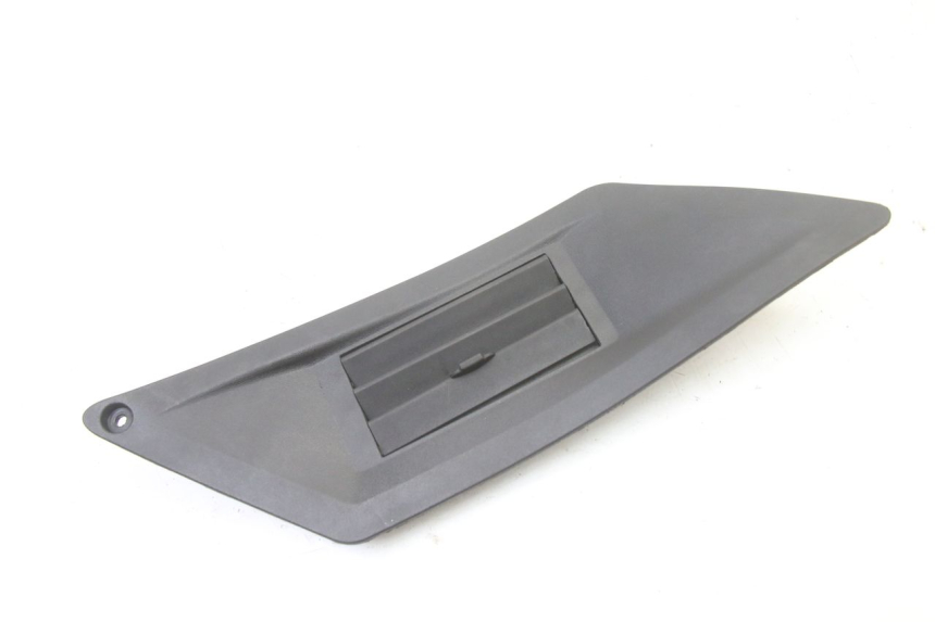 photo de LEFT RADIATOR COVER GILERA RUNNER SP 50 (2006 - 2008)