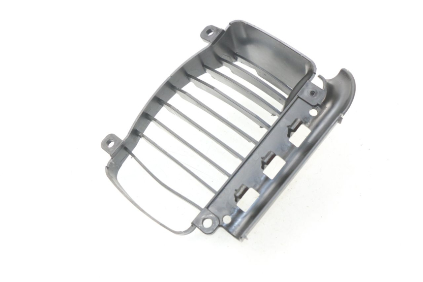 photo de LEFT RADIATOR COVER PIAGGIO VESPA GTS IE ABS 300 (2016 - 2018)
