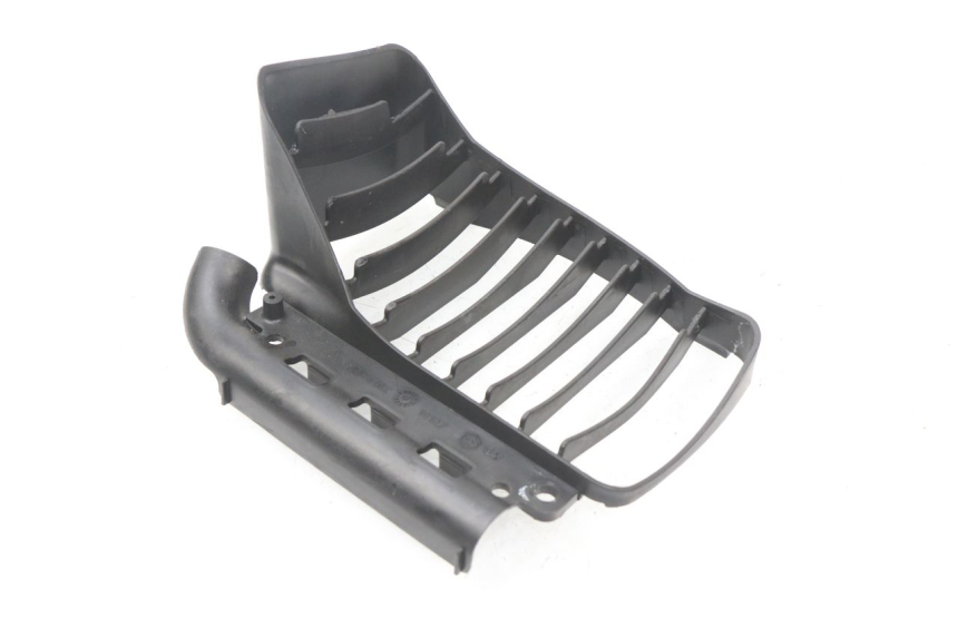 photo de LEFT RADIATOR COVER PIAGGIO VESPA GTS IE ABS 300 (2016 - 2018)