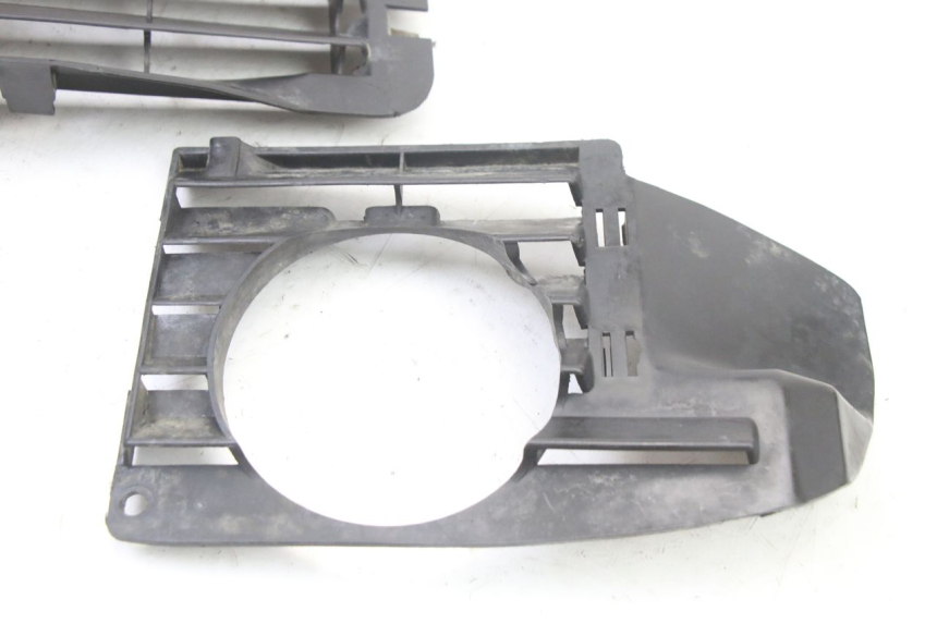 photo de RADIATOR COVER HONDA MTX TC02 125 (1987 - 1989)