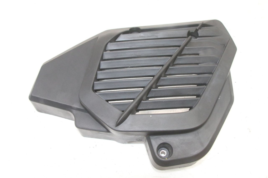 photo de RADIATOR COVER HONDA PCX (JF57/JF64) 125 (2014 - 2018)
