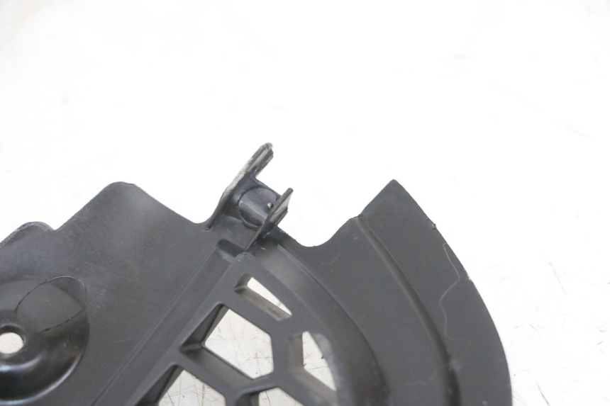 photo de RADIATOR COVER PIAGGIO IE MP3 YOURBAN 300 (2011 - 2016)
