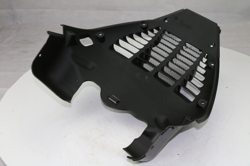 photo de RADIATOR COVER KYMCO K-XCT 125 (2013 - 2017)