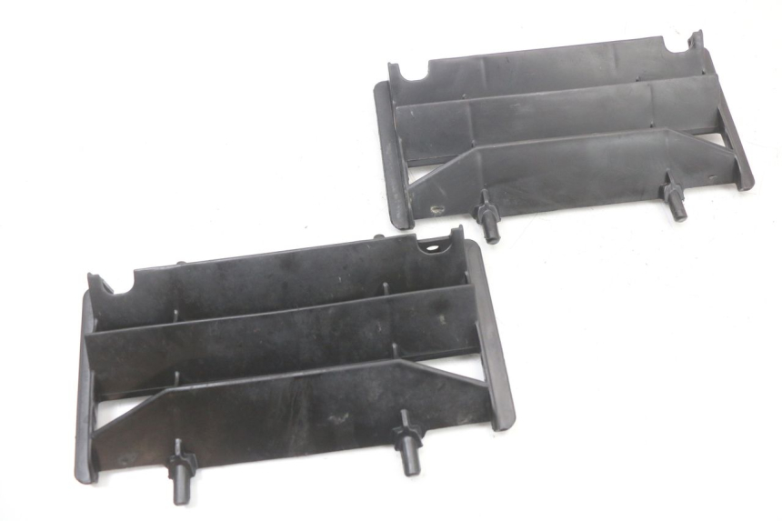 photo de RADIATOR COVER RIEJU MRT 50 (2018 - 2021)