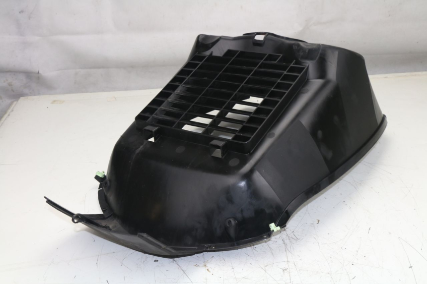 photo de RADIATOR COVER PEUGEOT SATELIS 125 (2013 - 2018)