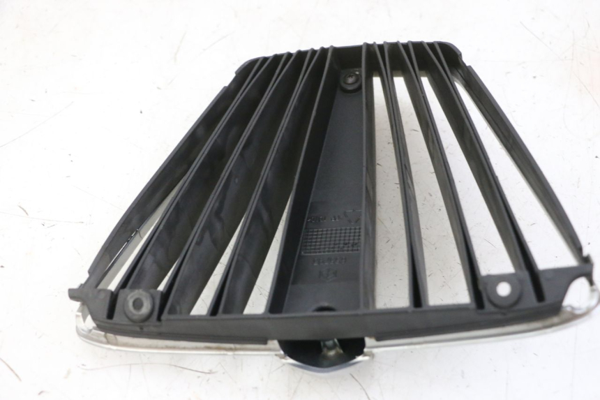 photo de RADIATOR GRILLE PIAGGIO MP3 LT 400 (2007 - 2012)