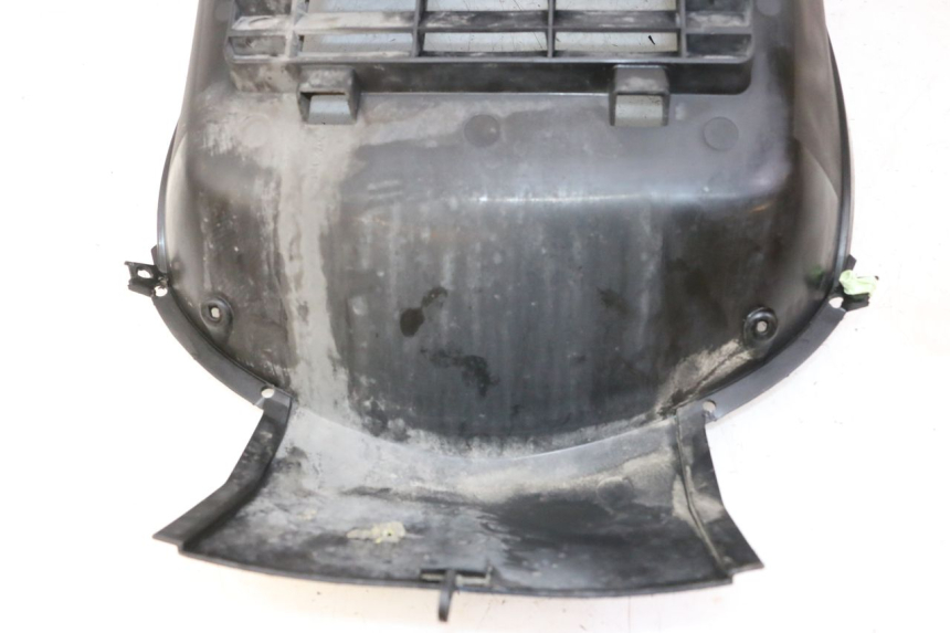 photo de RADIATOR COVER PEUGEOT SATELIS 125 (2013 - 2018)