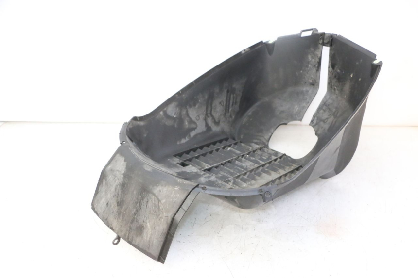 photo de RADIATOR COVER PEUGEOT SATELIS 125 (2013 - 2018)