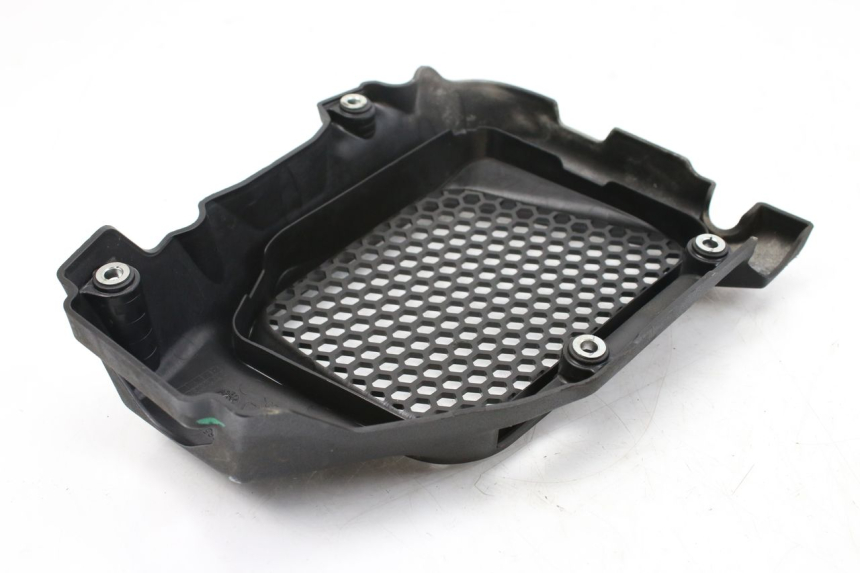 photo de RADIATOR GRILLE PIAGGIO VESPA GTS IGET ABS 125 (2017 - 2023)