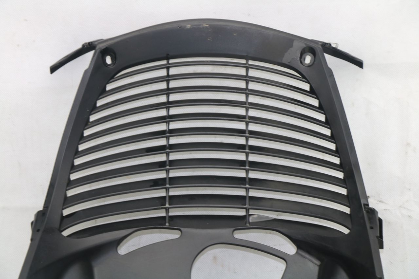 photo de RADIATOR COVER YAMAHA X-MAX ABS 125 (2010 - 2014)