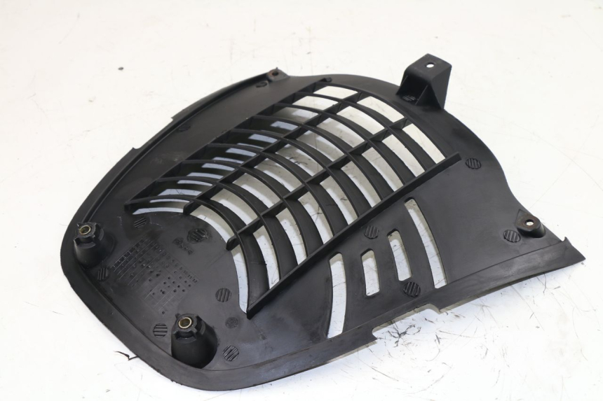 photo de RADIATOR COVER YAMAHA YP MAJESTY 125 (2007 - 2010)