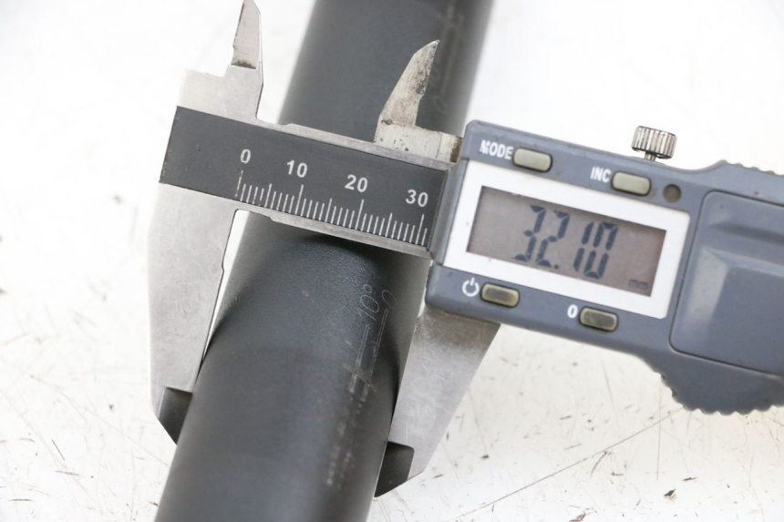 photo de HANDLEBAR BMW R GS 1250 (2021 - 2024) - Component detail