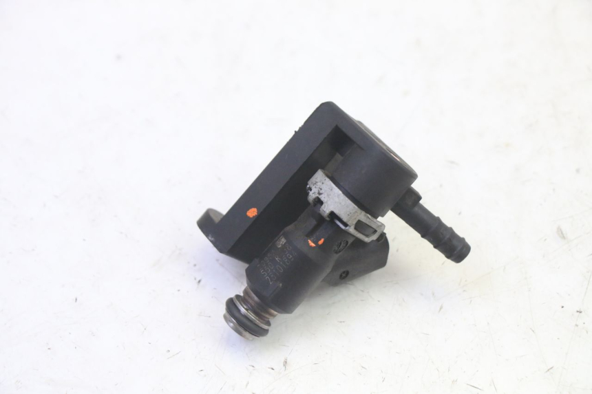 photo de FUEL INJECTOR QUADRO 4 4D 350 (2015 - 2018)