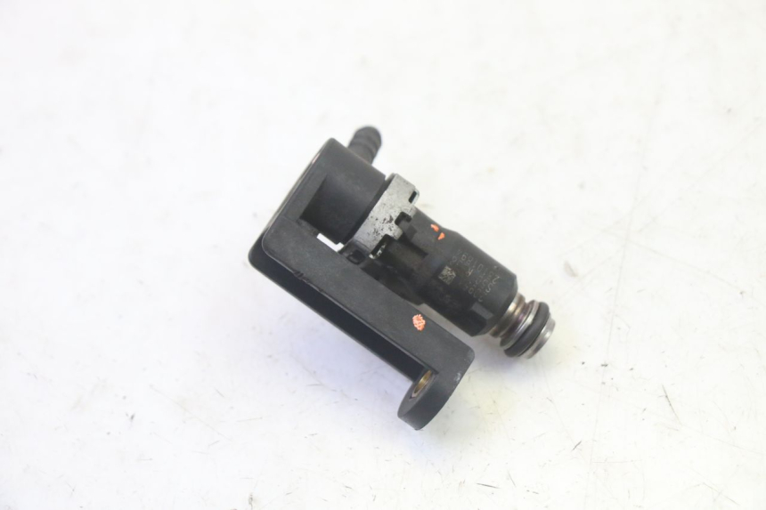 photo de FUEL INJECTOR QUADRO 4 4D 350 (2015 - 2018)