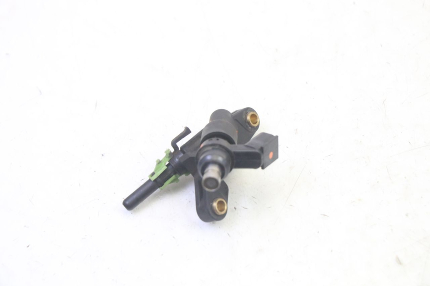 photo de FUEL INJECTOR HONDA CBF 125 (2009 - 2015)