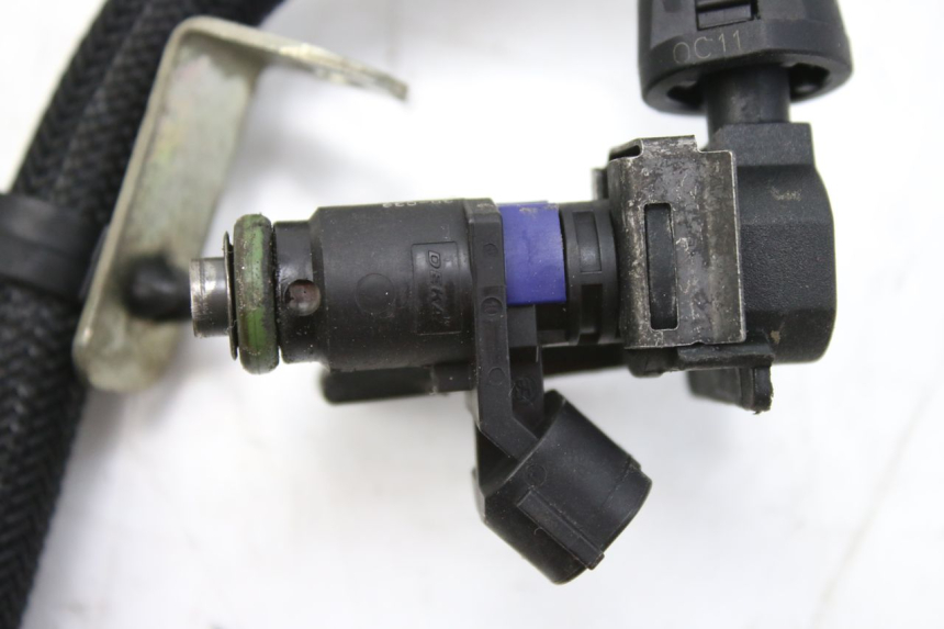 photo de INJECTOR PEUGEOT CITYSTAR 125 (2011 - 2017) - Fixing points details