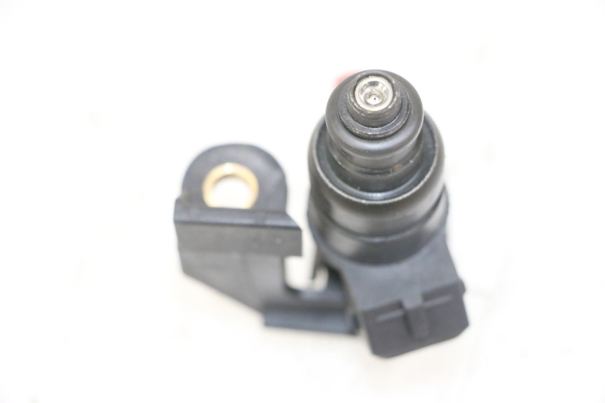 photo de FUEL INJECTOR PEUGEOT ELYSTAR 125 (2002 - 2007)