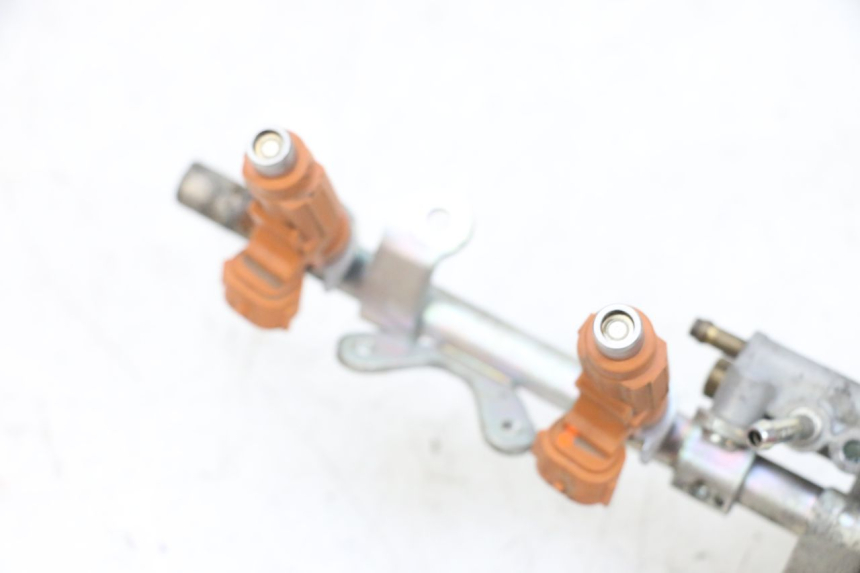 photo de FUEL INJECTOR YAMAHA FJR ABS 1300 (2006 - 2012) - Zoom on usage condition