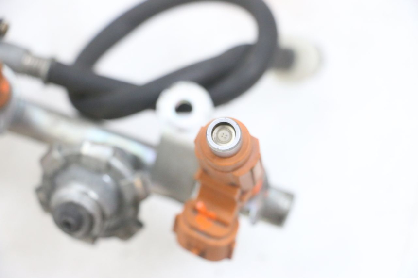 photo de FUEL INJECTOR YAMAHA FJR ABS 1300 (2006 - 2012) - Technical close-up