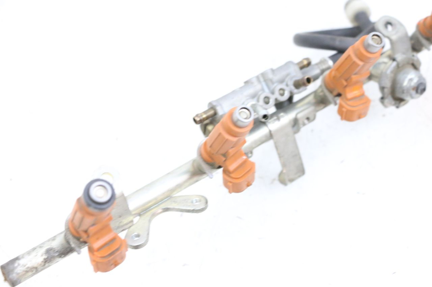 photo de FUEL INJECTOR YAMAHA FJR ABS 1300 (2006 - 2012) - Alternative perspective