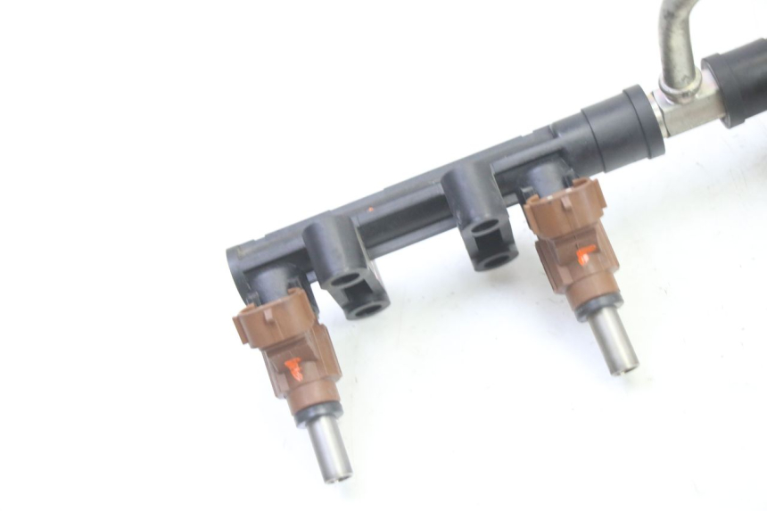photo de FUEL INJECTOR SUZUKI GSR 750 (2011 - 2017)