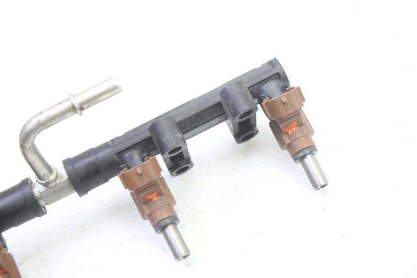 photo de FUEL INJECTOR SUZUKI GSR 750 (2011 - 2017)