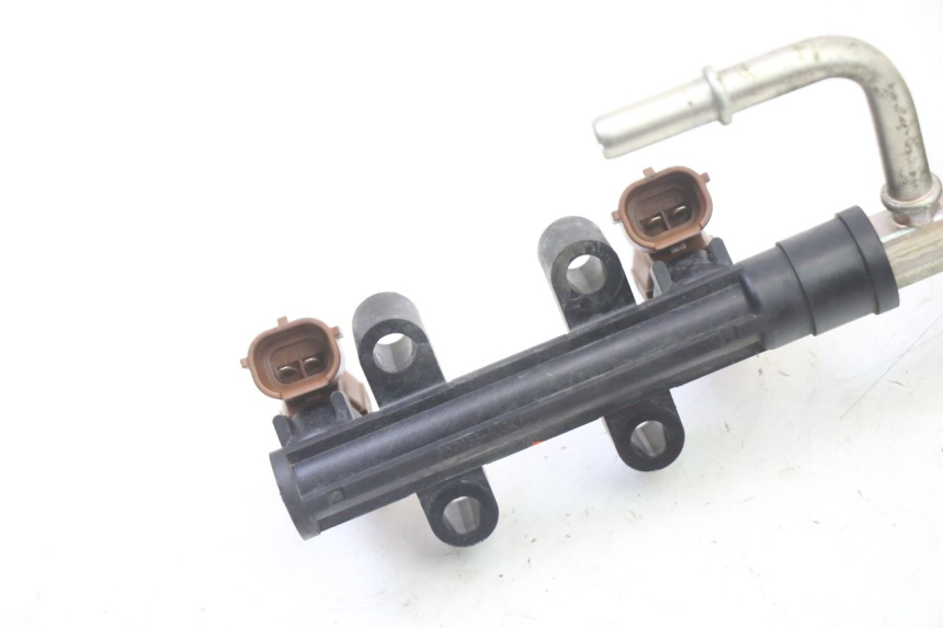 photo de FUEL INJECTOR SUZUKI GSR 750 (2011 - 2017)