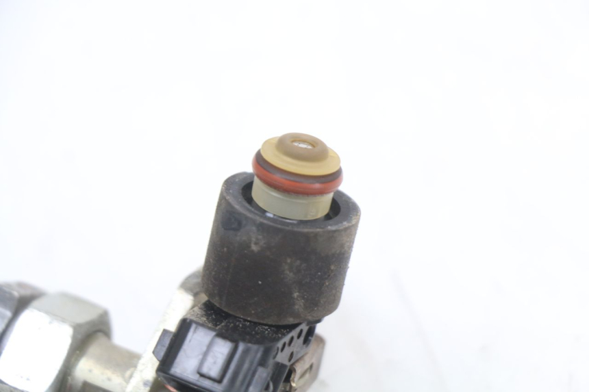 photo de FUEL INJECTOR HONDA FJS SILVER WING SILVERWING 400 (2005 - 2008)