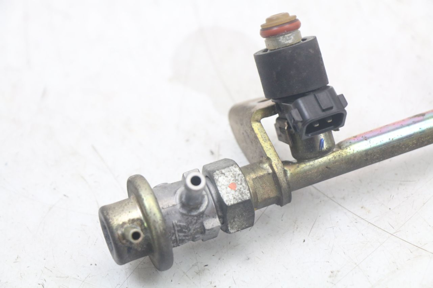 photo de FUEL INJECTOR HONDA FJS SILVERWING SILVER WING 600 (2001 - 2010)