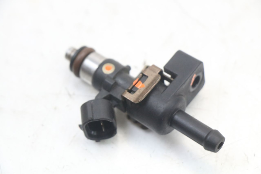 photo de FUEL INJECTOR HUSQVARNA SVARTPILEN 401 (2018 - 2023)