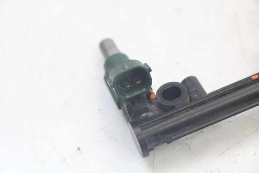 photo de FUEL INJECTOR KAWASAKI ER-6 ER6 N 650 (2012 - 2016)